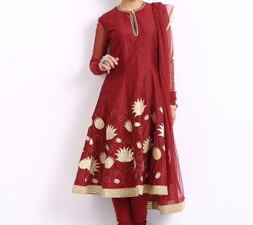 TRENDING DESIGNS IN BRIDAL FASHION