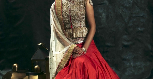 Actress Lisa Ray to Scorch the ramp at Pune Fashion Week 2014 – Season 5