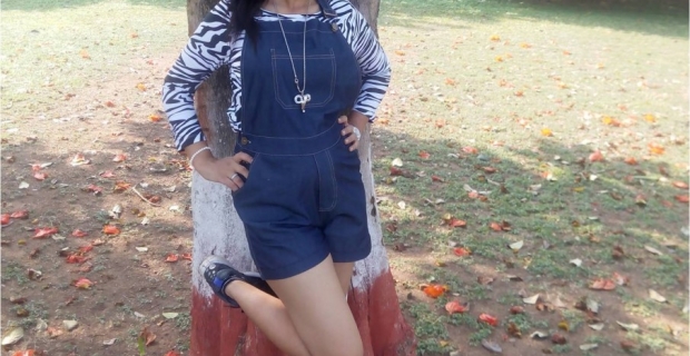 OOTD Denim Dungarees – A Cool Summer Trend