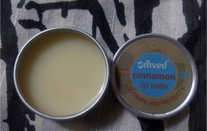 Omved Cinnamon Lip Balm Review – Hydrate your lips this Summer