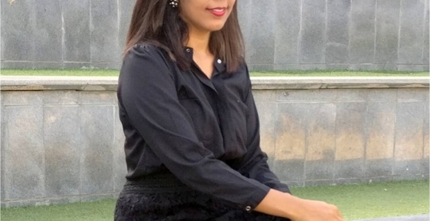Monochrome Formals – Style single outfit from Day to Night wear!