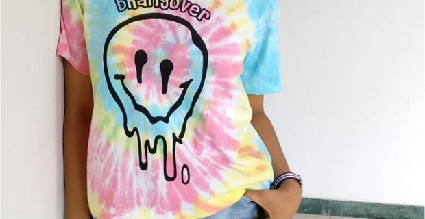 Tie Dye Top to rock your Summer!