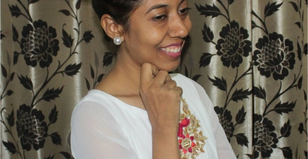 Sangeet Special – Two ways to wear Slit sleeve White Gown!